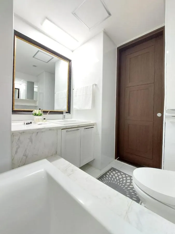 Просторные Апартаменты В Центре Астаны Apartment